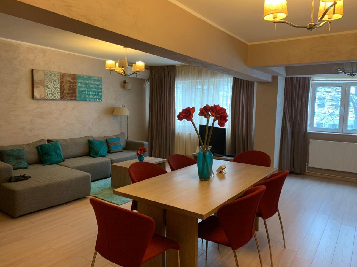 Apartament Reset Club 브러일라 외부 사진