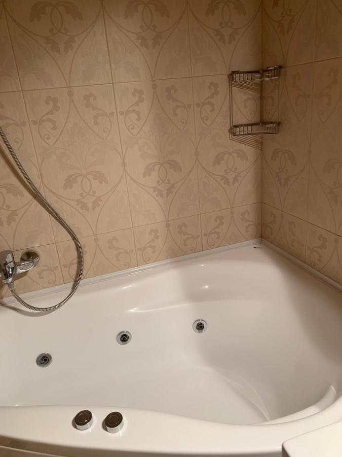 Apartament Reset Club 브러일라 외부 사진